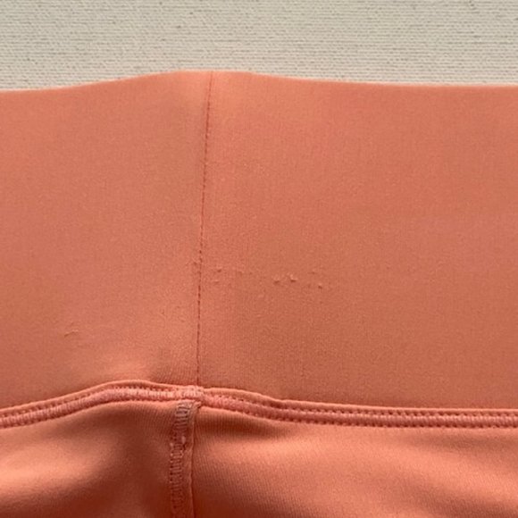 ALL ACCESS Center Stage Cropped Stretch Leggings  Peach / Pink Band - Picture 7 of 8